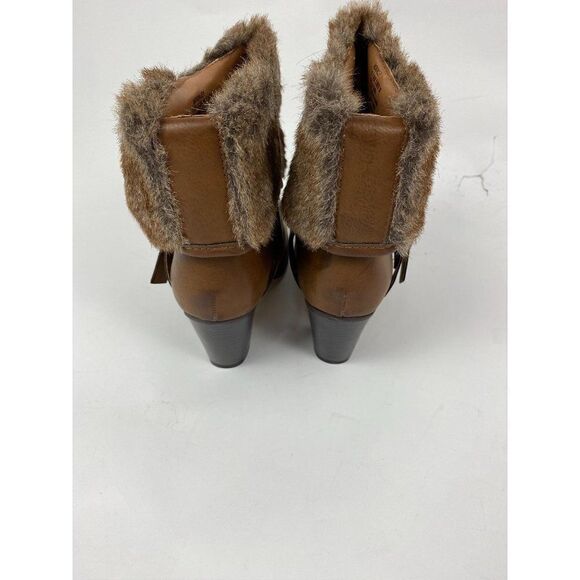 Justfab fur trim heeled Taupe booties - Picture 6 of 8